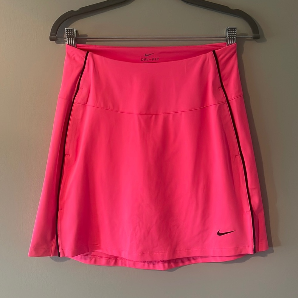 NWOT Nike dri-fit - golf skort